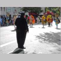 07-Parade-2 5th Ave.JPG